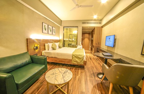 Yercaud Hotel | Grand Palace Hotel & Spa