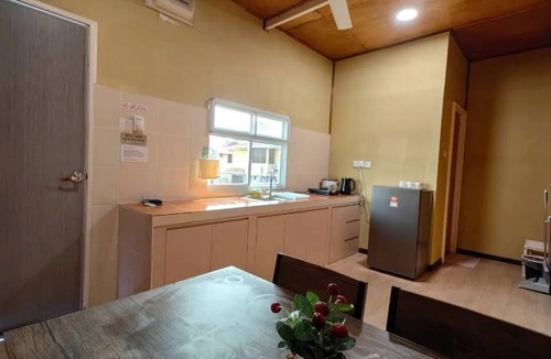 Penampang Hostel | Grapevine Garden