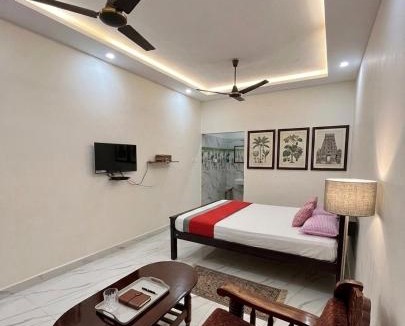 Moratandi Hotel | Gravity Groups AARA Residency - Near Jipmer Sangamithra