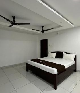 Moratandi Hotel | Gravity Groups Core - Golden Residency