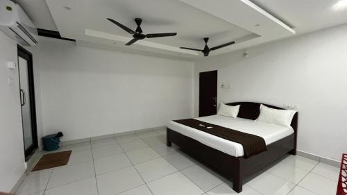 Moratandi Hotel | Gravity Groups Core - Golden Residency
