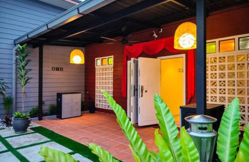 Benggali House | Great 5BR Garden Inn by uBook