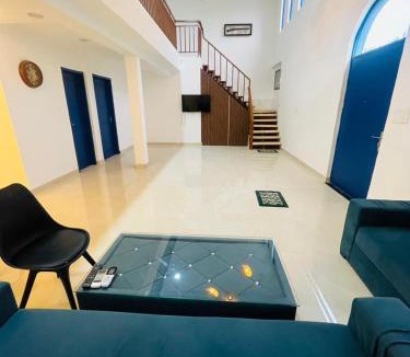Udyog Vihar Villa | Greek House By Housiify
