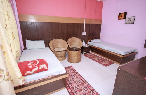 Samaguri Hotel | Green Ashiyana Palace