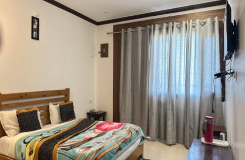 Smanora Range Hotel | Green Roof Hotel Nainital
