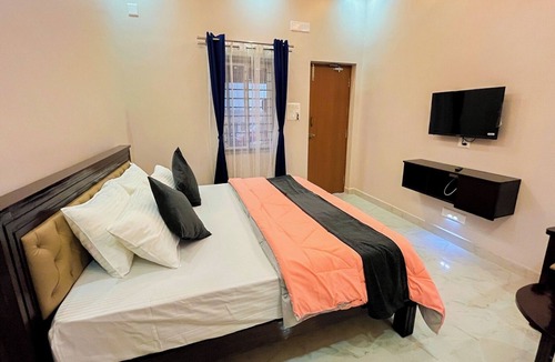 Murudeshwara Hotel | Green Valley Vista
