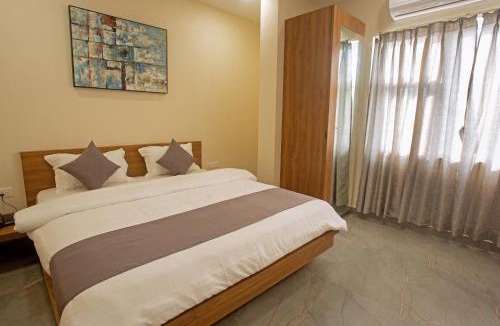 Beltola Hotel | Grey House Inn