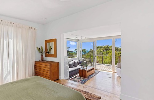 Grey River House | Grey River Beach House - 10 minutes to Wye
