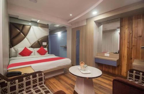 Darjeeling Hotel | GRG Broadway Anexy Darjeeling Near Chowk Bazar - Excellent Service Recommended & Couple Friendly