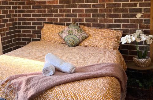 Cherrybrook Apartment | Ground Floor Unit underneath a family Home 3 Queen beds - NO Party, Gettogether