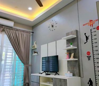 Kampung Mergong Indah House | Guesthouse Mergong Jaya l Town Area l Near by Lotus Mergong 8-10 Pax