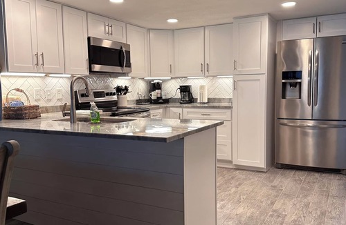 Orange Beach House | Gulf-Front - steps to the beach - 3 bed/3 bath = Free Parking