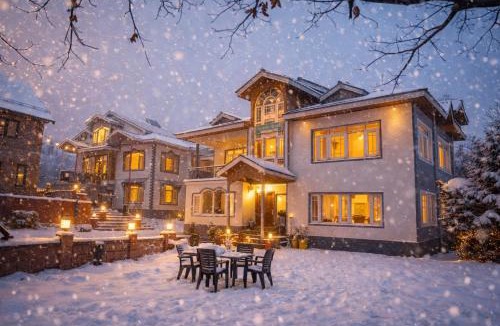 Srinagar House | Gulmarg Palace Resorts