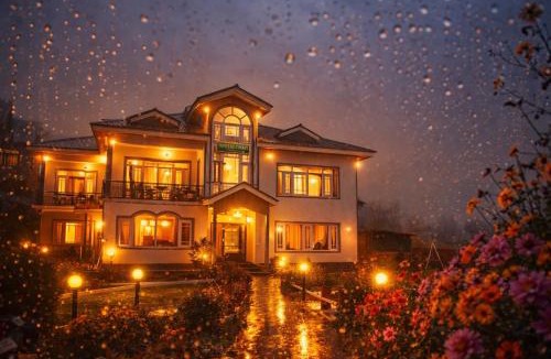 Srinagar House | Gulmarg Palace Resorts