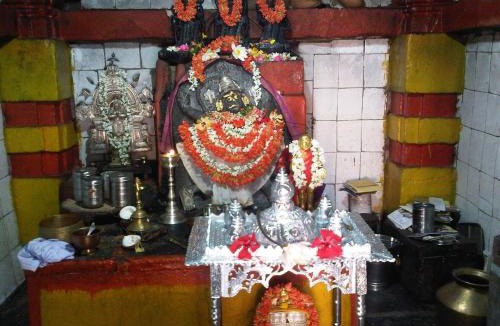Adoni House | Guru Raghavendra Rayara Nilaya