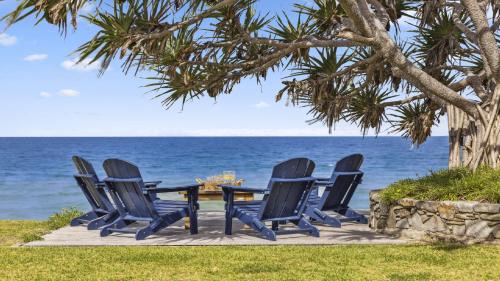 Sapphire Beach House | Hampton on the Beach - Stunning Beach Front, Sleeps 8