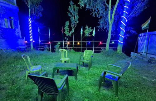 Gulmarg House | HAMRAAZ GuestHouse