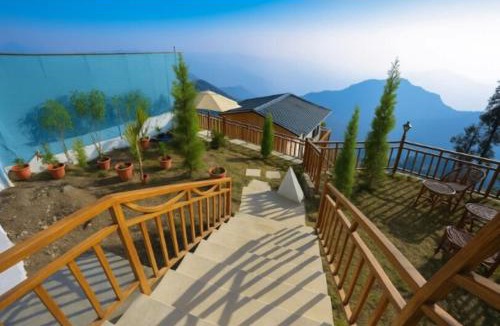 Dhanaulti Hotel | Hansdi Resort Dhanaulti - Stotrak Hotels