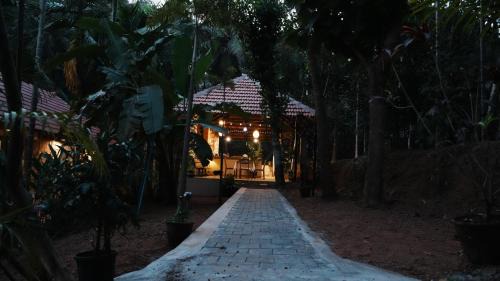 Mangalore Villa | Happy Haven - Boutique Farmstay with Outdoor Shower & Open Air Kitchen
