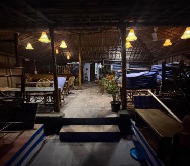 Palolem Hotel | Hare's BAR AND RESTAURANT