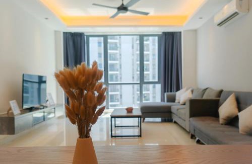 Seri Tanjung Pinang Apartment | Harmony Haven with Bathtub - Jazz Suites by Ocean Luxe