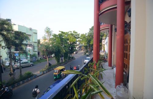 Sector 1 House | Harshita's Guest House