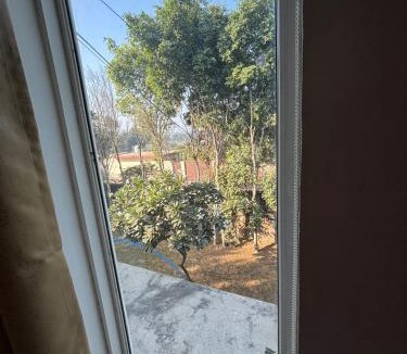 Gurugram Villa | Haven Farm Stay , Pool , Cricket , 3BR , NCR