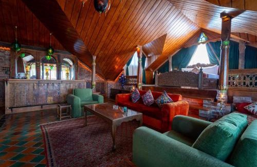 Srinagar House | Hazaar Dastaan Kashmir