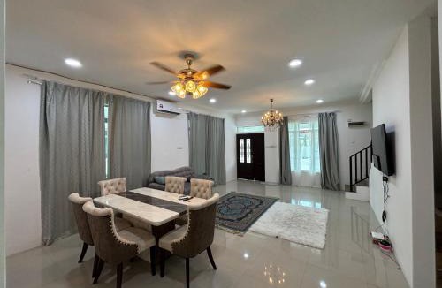 Perak Tengah District House | Healing Homestay