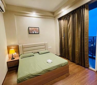 Greater Noida Apartment | HearthHop