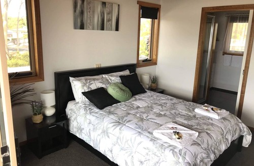 Hellyer Hotel | HELLYER SANDS - A Beachfront Beauty situated on Tasmania’s North West Coast