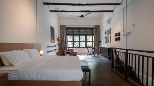 Historic George Town House | Heritage Villa by Aayu - 10 mins walk to Armenian St
