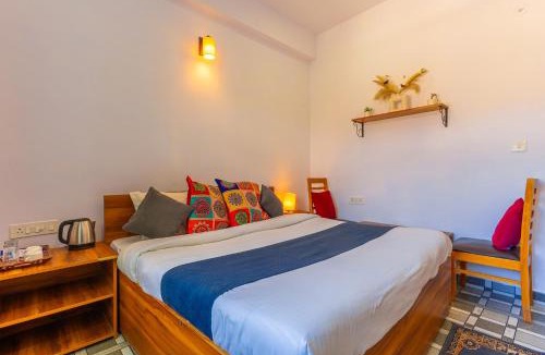 Naukuchiyatal Hotel | Hidden Lake Naukuchiyataal,Lake side Stay