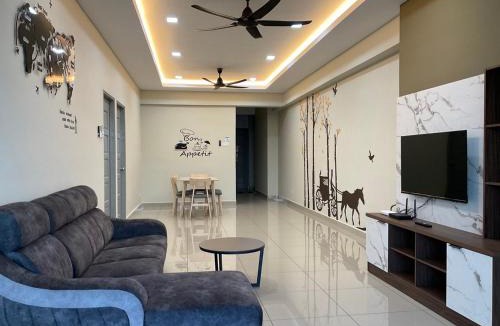 Sitiawan Apartment | High Floor View,Cozy Balcony,9Pax,Netflix & Wifi,The Venus Sitiawan