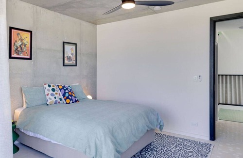 Highgate Hill Apartment | Highgate Hills NEW 3Bed Apartment Close to City