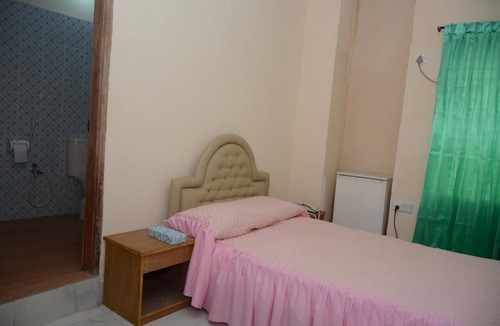 Chittagong Hotel | Hill Town Residence