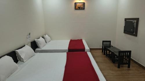 Kamalapur Hotel | Hills inn lodge