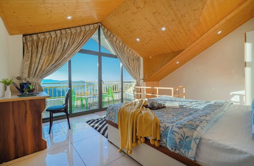 Kumarhatti Villa | Hillshades 3-BHK With Sit-out Area