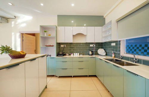 Kumarhatti Villa | Hillshades Retreat by Alaya Stays 6BHK