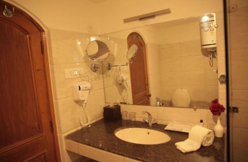 Manali Resort | Hilltone Resort
