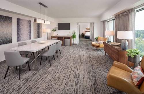 Fairfax Hotel | Hilton Fairfax