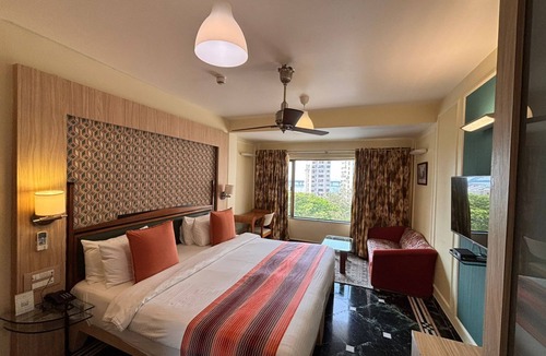 Prabhadevi Hotel | Hiltop Hotel