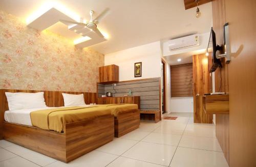 Kochi Apartment | Hilux Inn