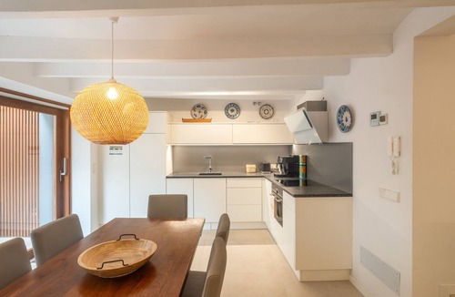 S'Arxiduc House | Holiday Home 'Rectoria 8' with Mountain View, Wi-Fi and Air Conditioning