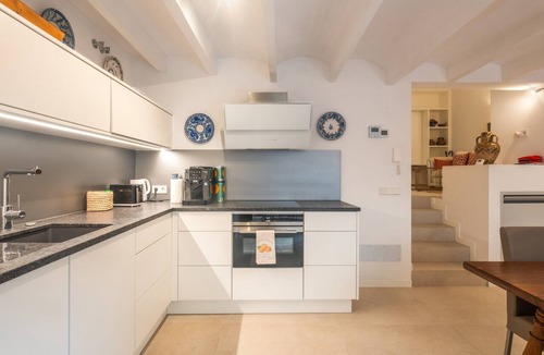 S'Arxiduc House | Holiday Home 'Rectoria 8' with Mountain View, Wi-Fi and Air Conditioning