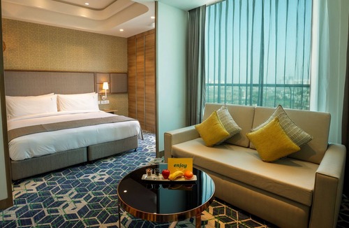 Gurugram Hotel | Holiday Inn Gurugram Sector 90 by IHG
