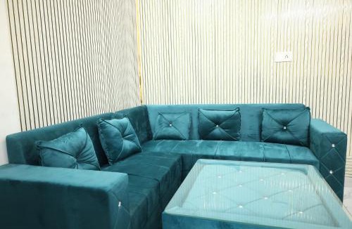 Rohini Apartment | Home 1BHK for Couple Friendly Sector 25 Rohini