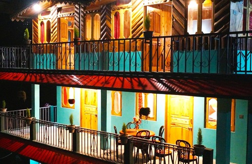 Darjeeling House | Home in the lap of nature In a peaceful location. Darjeeling
