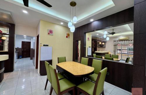 Seremban 2 House | Homely, Seremban 2, Spacious, Cozy, Quiet, WiFi, Guarded