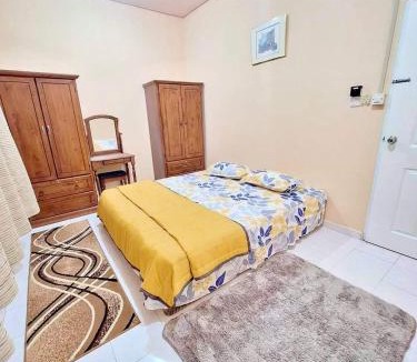 Kampung Sura Masjid House | Homestay Bourgenvilla Sura tengah Dungun Terengganu